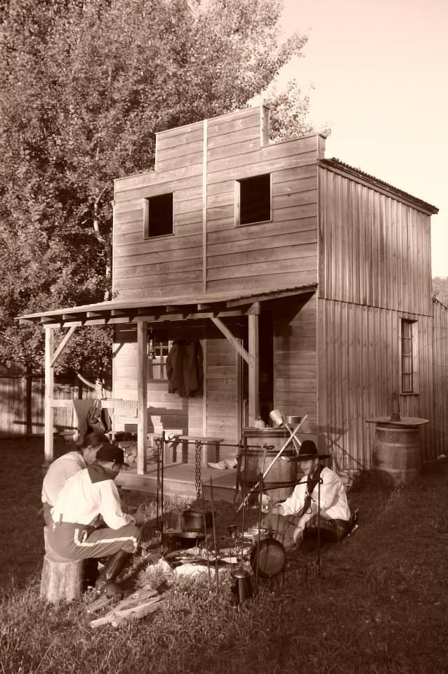 10534516_10202494263259715_3236392514936683527_n