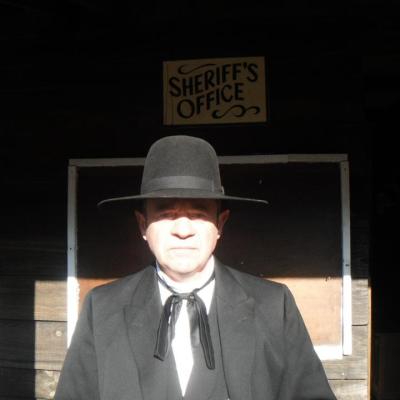 toujours là pour veiller, Jim la teigne à son poste 